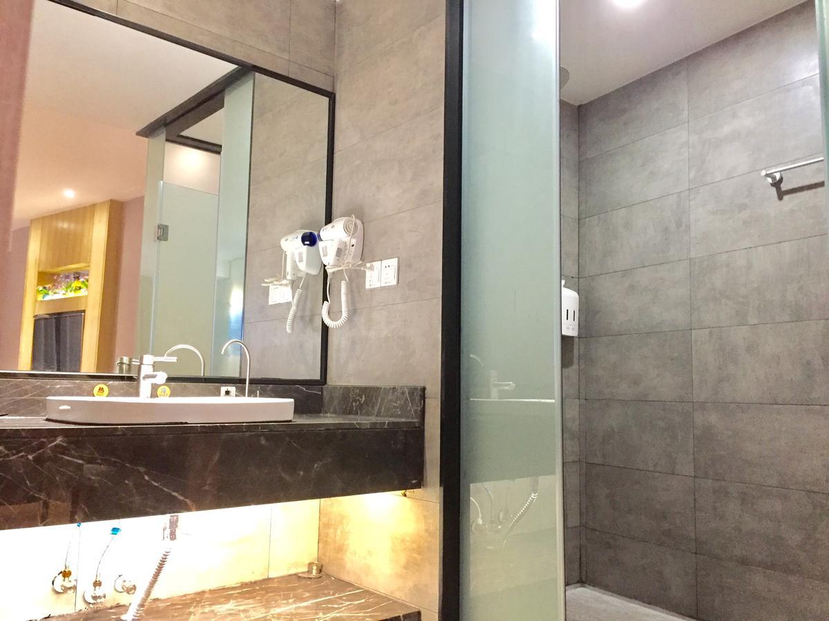 Guangzhou Hongcheng Hotel Buitenkant foto